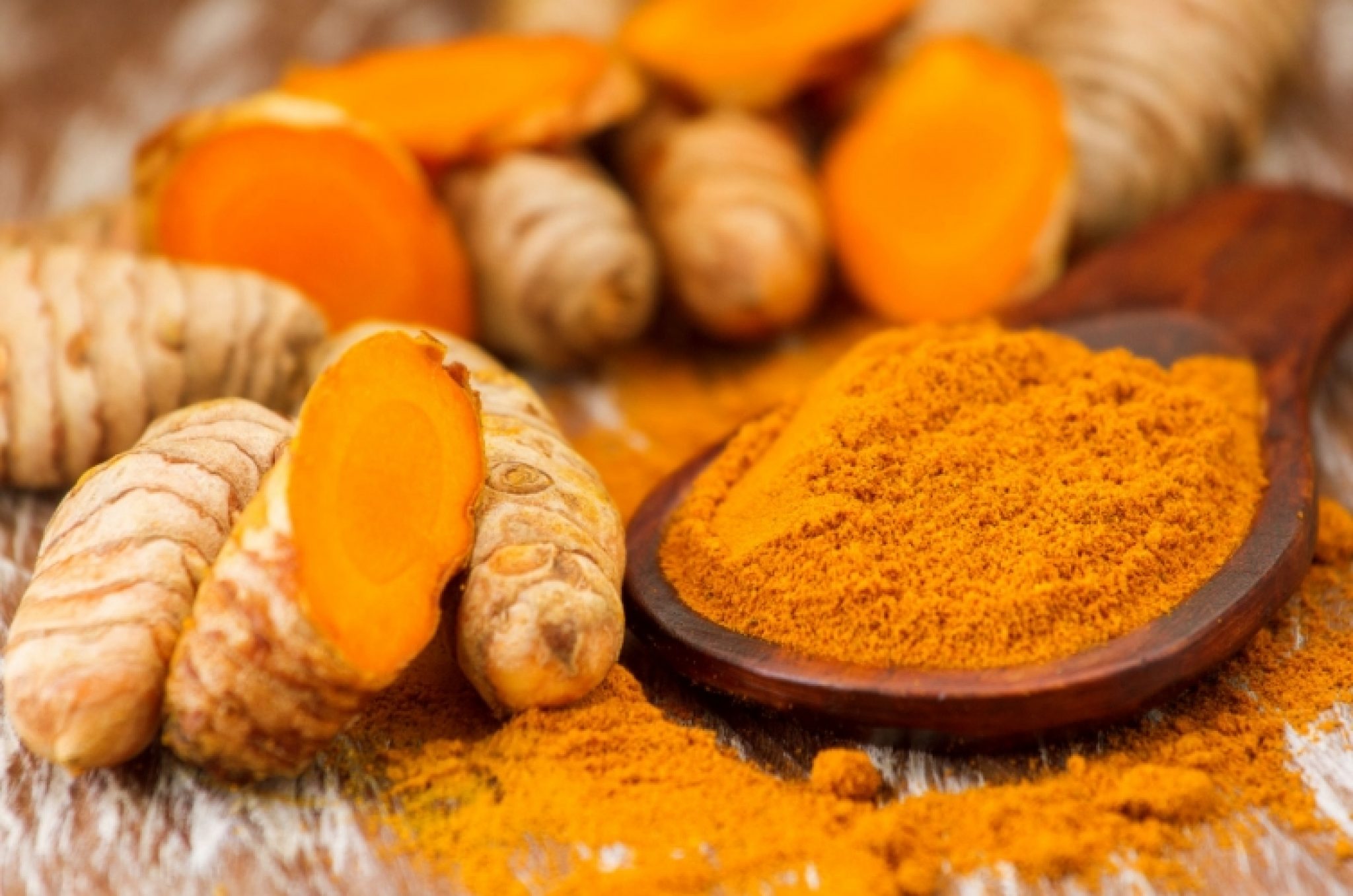 is-turmeric-for-cats-safe-or-harmful